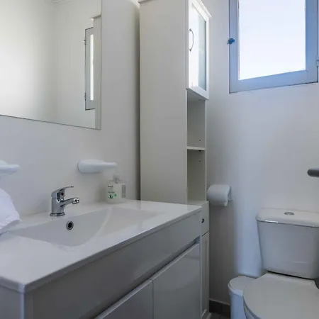 Apartment White T1 - Ocean View